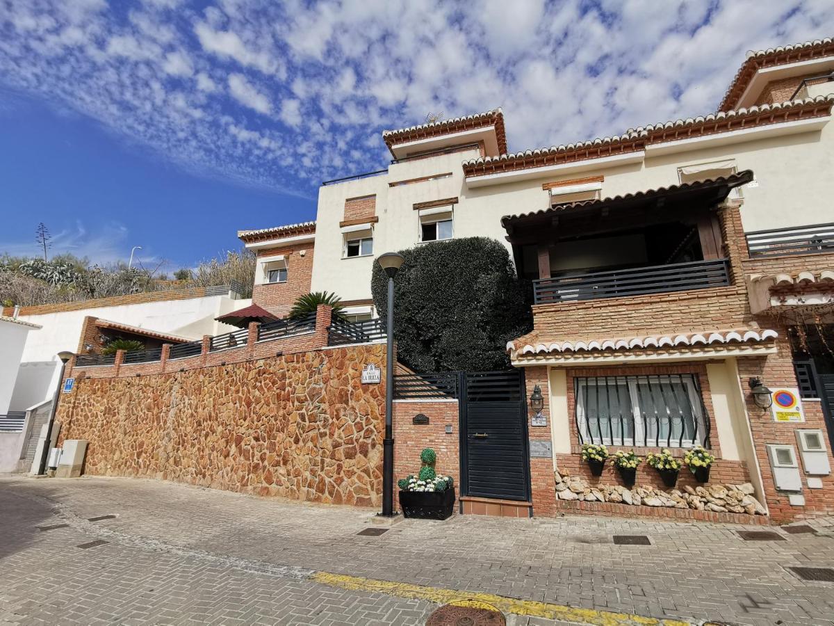 Apartamentos Turisticos Tronca Luxury Гранада Экстерьер фото