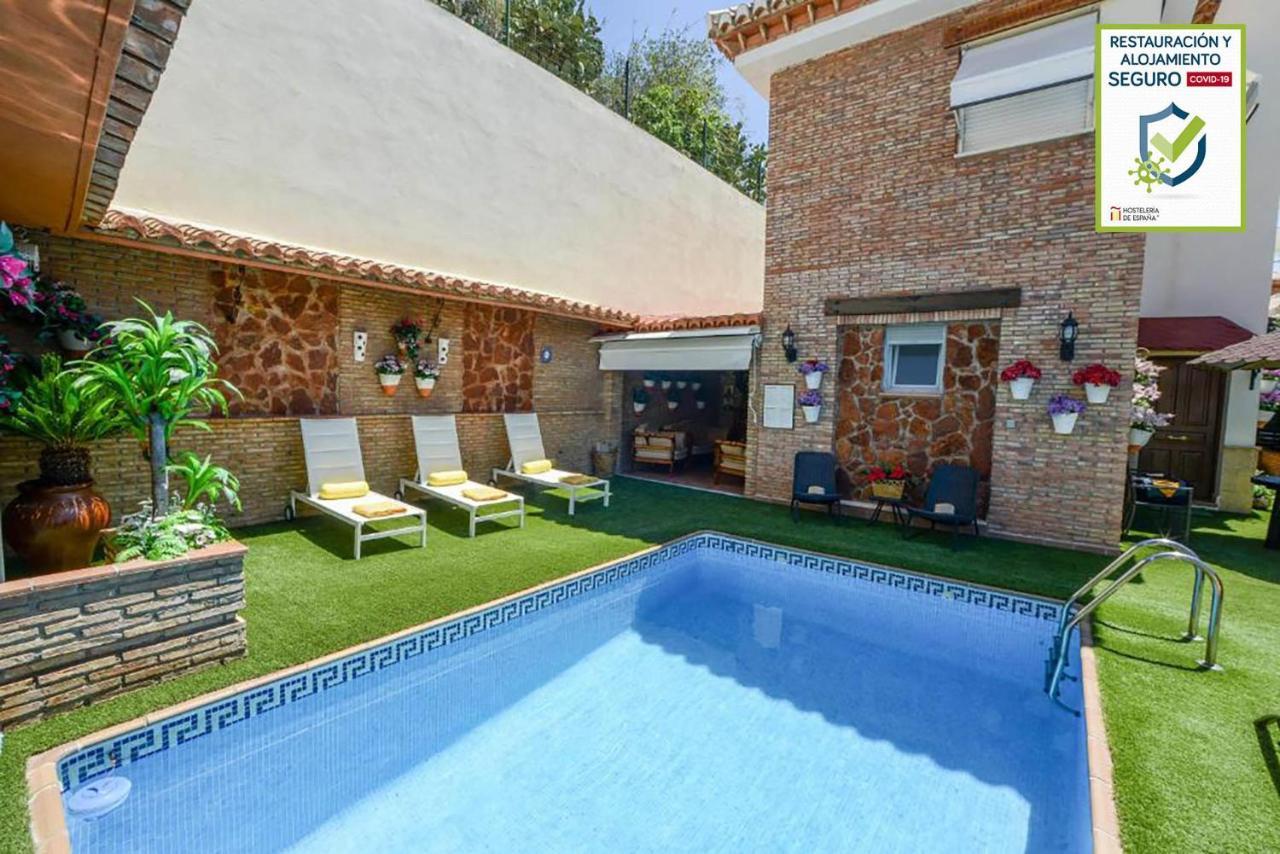 Apartamentos Turisticos Tronca Luxury Гранада Экстерьер фото